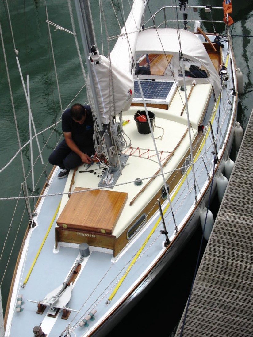 yacht brokers woodbridge